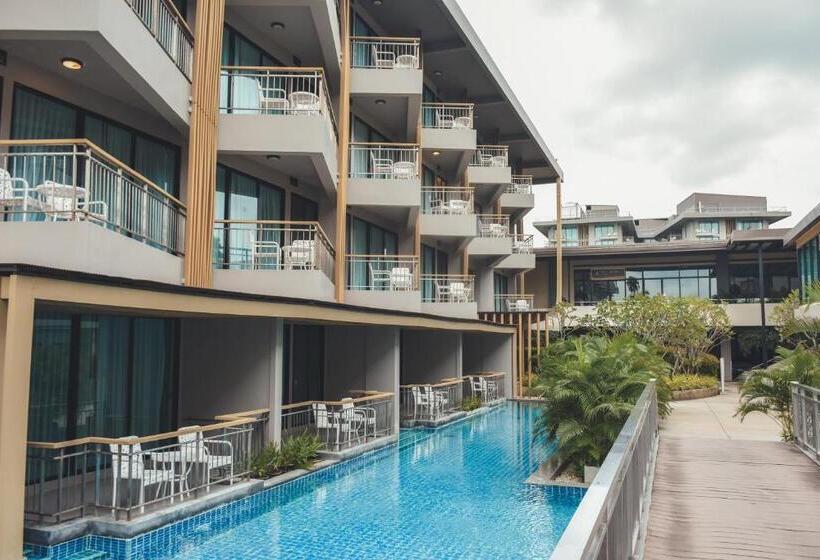 Номер Deluxe Вид на Бассейн, Sand Dunes Chaolao Beach Resort