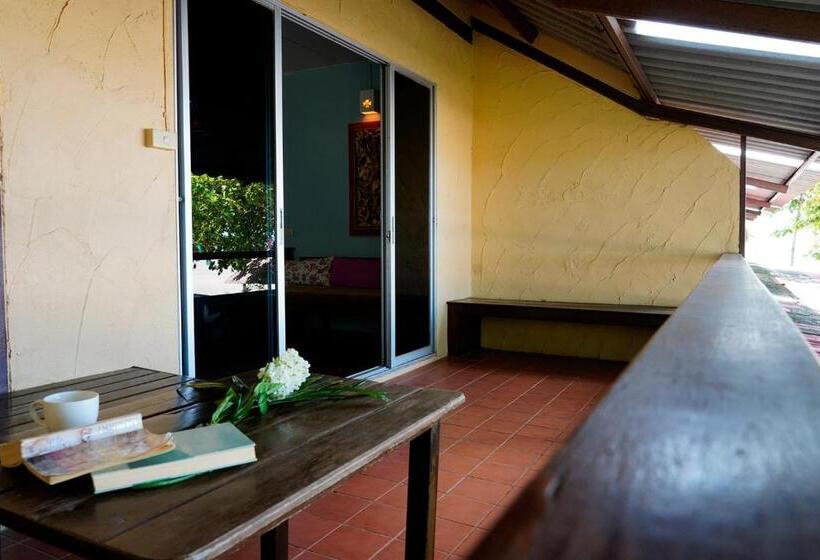 패밀리 스위트, Villa Cha Cha Chaolao Beach Resort