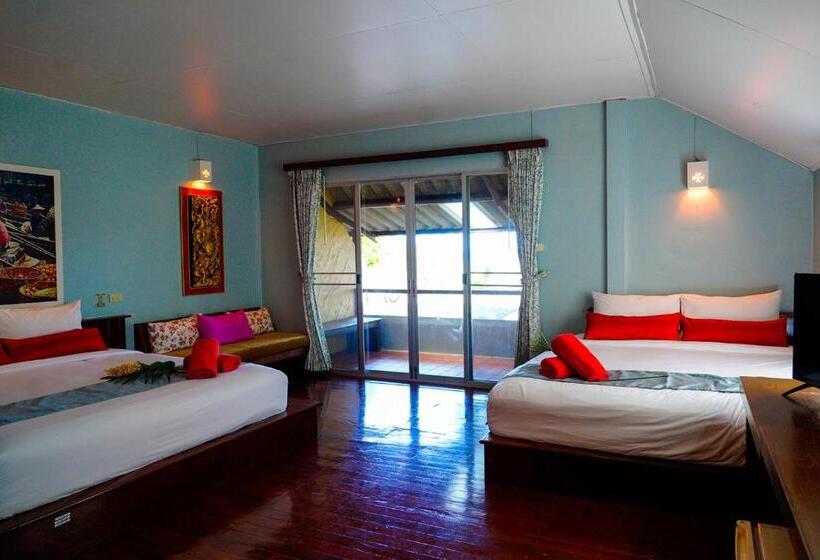 سوییت خانوادگی, Villa Cha Cha Chaolao Beach Resort