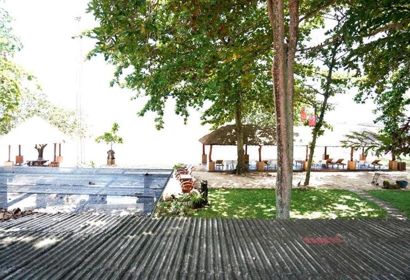سوییت خانوادگی, Villa Cha Cha Chaolao Beach Resort