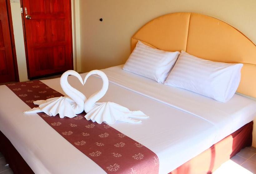ویلای 3 خوابه, New Travel Beach Hotel & Resort