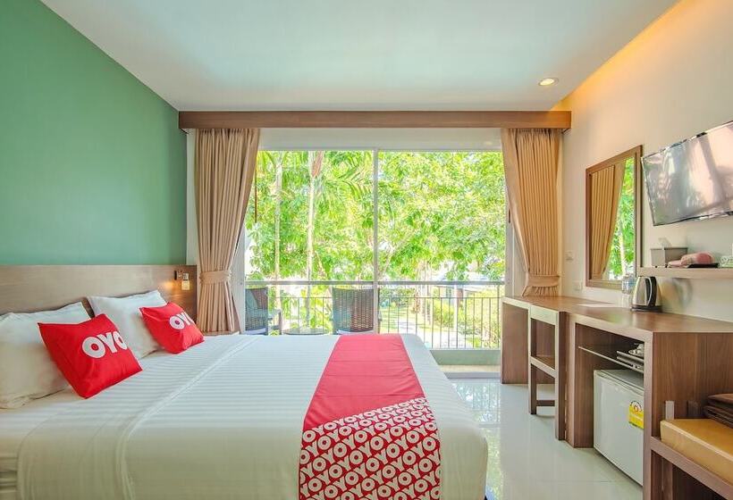 Номер Deluxe Вид на Бассейн, Parida Resort