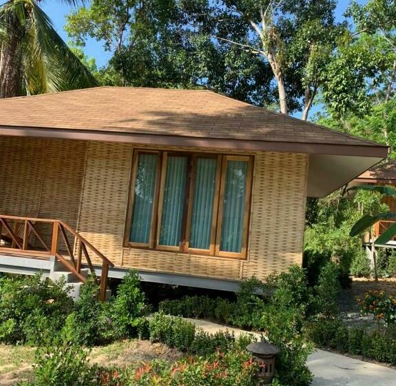 Номер Deluxe, Thiwson Beach Resort   Sha Extra Plus