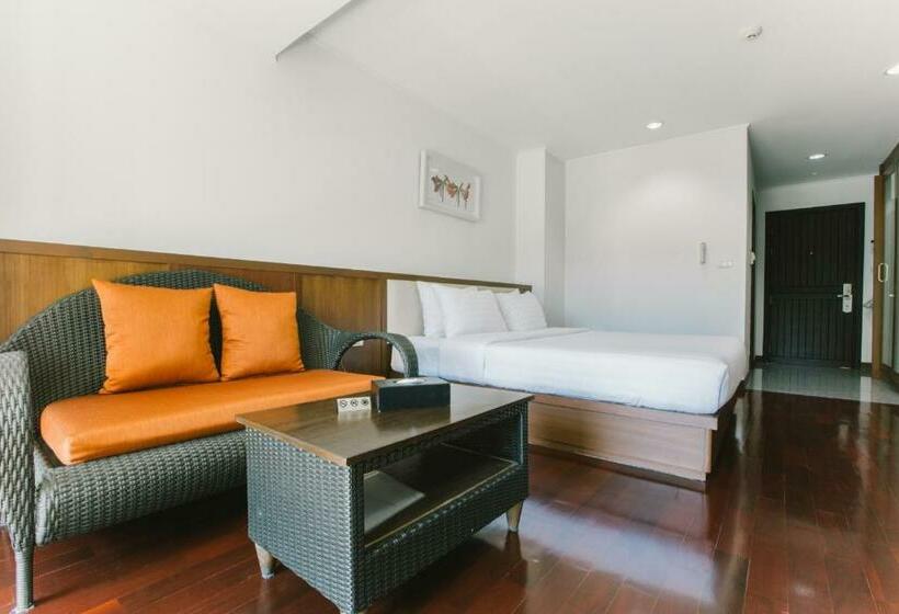 استودیوی استاندارد, Jasmine Resort Sriracha