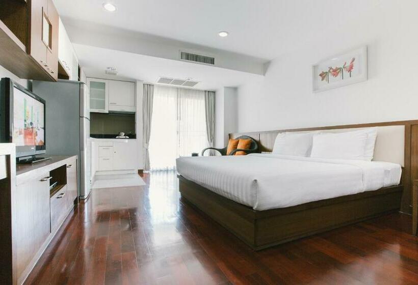 استودیوی استاندارد, Jasmine Resort Sriracha