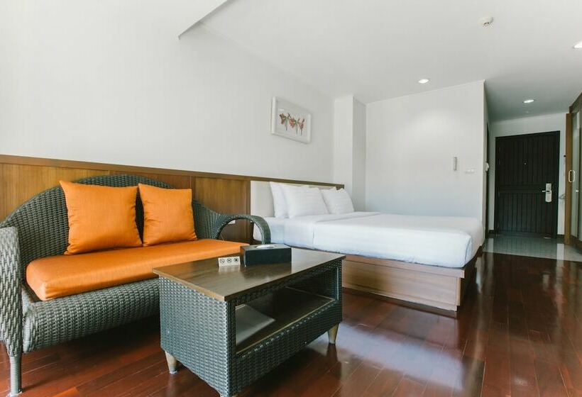 استودیوی لوکس, Jasmine Resort Sriracha
