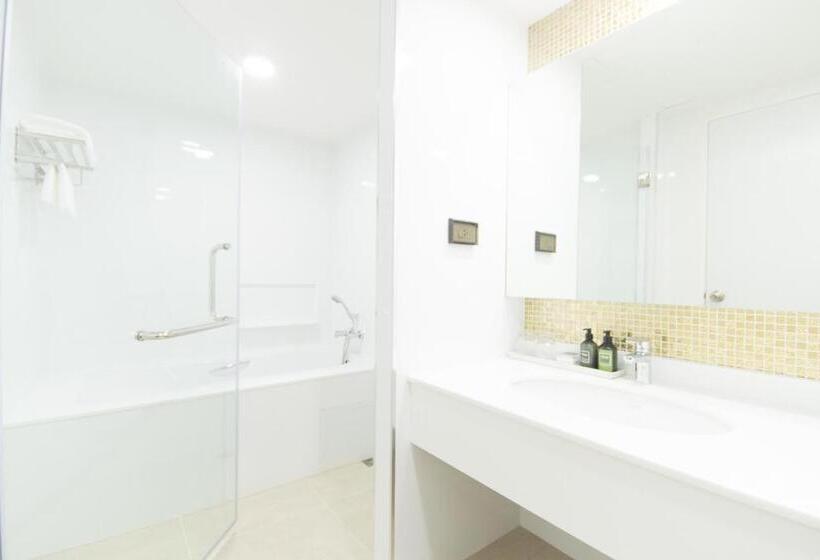 سوییت, Jasmine Resort Sriracha