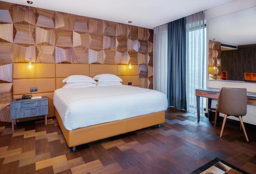 Präsidenten Suite, Emerald