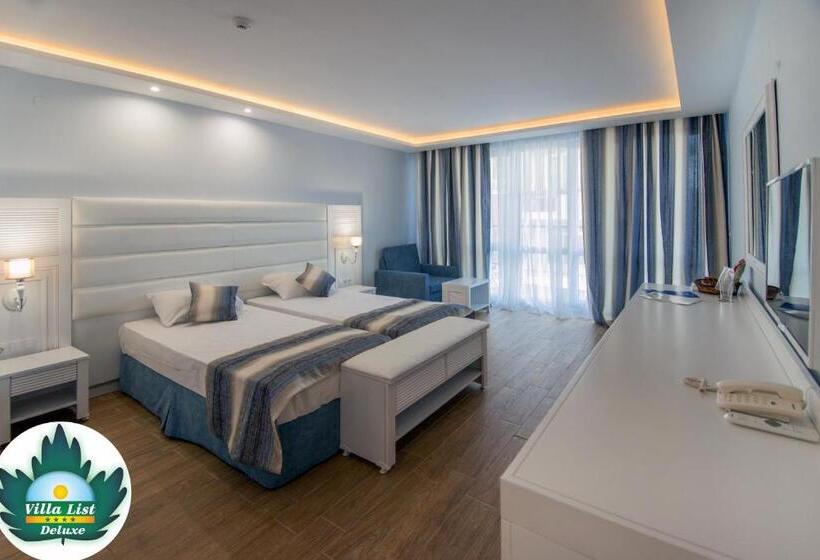 Номер Deluxe с Балконом, Villa List
