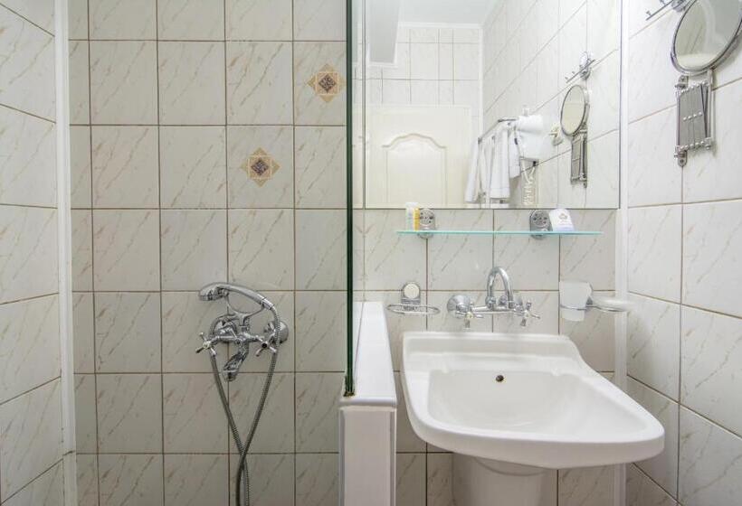 Номер Стандарт Индивидуальный с Балконом, Villa List