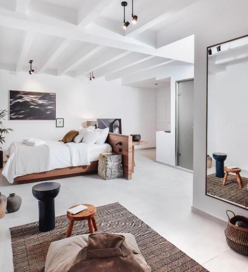 Люкс Superior, Ikaros Suites