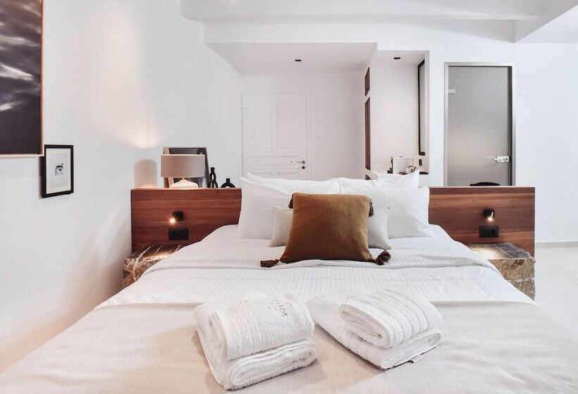 Люкс Superior, Ikaros Suites