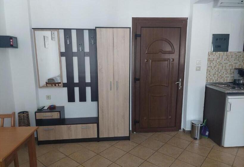 Апартаменты 1 Спальня, Amari