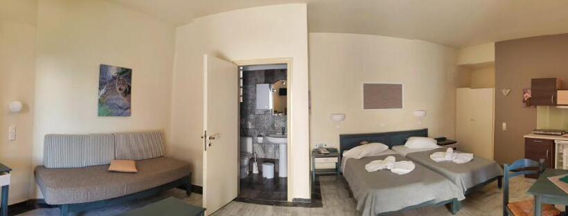 Студио Стандарт с Балконом, Eko Suites