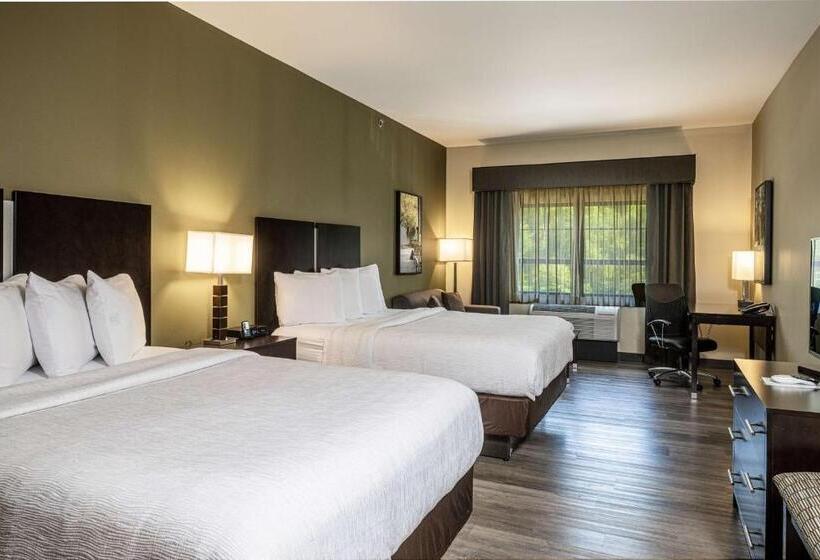 Люкс, Best Western Plus Franciscan Square Inn & Suites  Steubenville