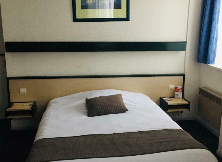 Номер Стандарт, Contact Hôtel Du Champ De Mars De Saint Brieuc