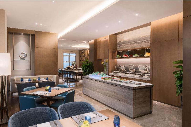 اتاق اجرایی با تخت بزرگ, Doubletree By Hilton Hotel Shiyan