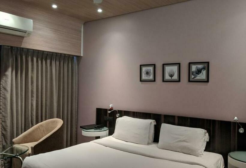 اتاق لوکس, Sankam Residency