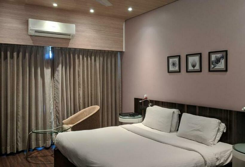 اتاق لوکس, Sankam Residency