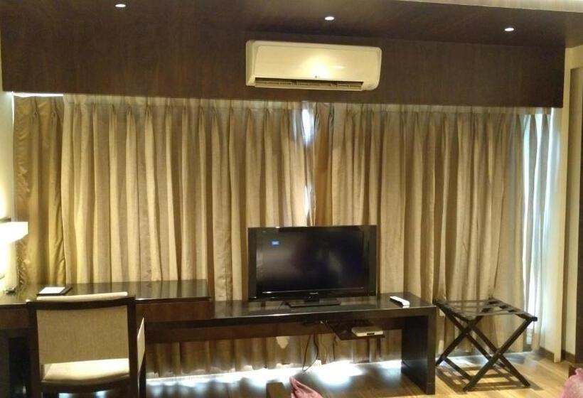سوییت لوکس, Sankam Residency