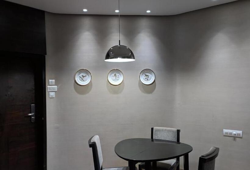 سوییت لوکس, Sankam Residency