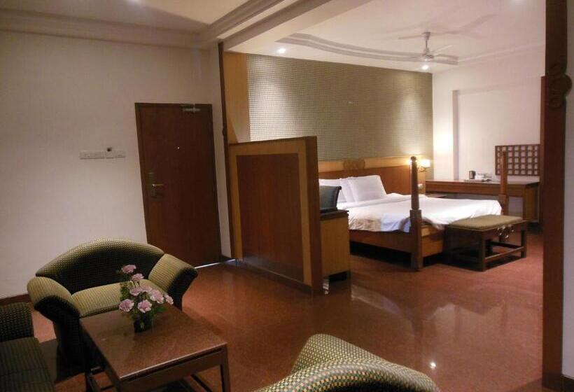 سوییت اجرایی, Sankam Residency