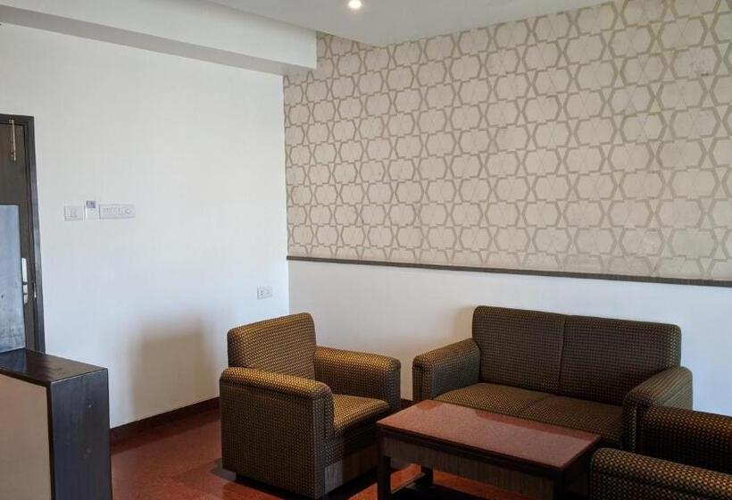 سوییت اجرایی, Sankam Residency