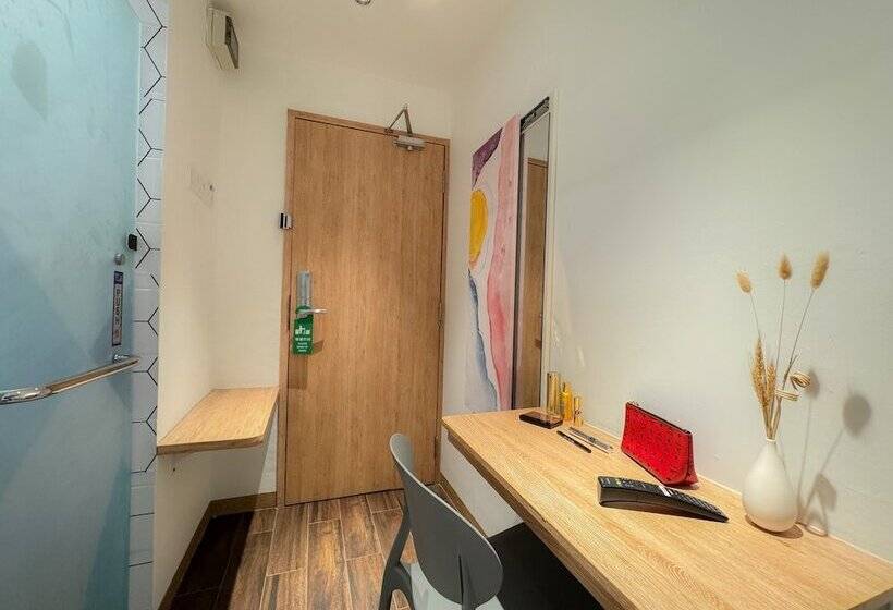 اتاق استاندارد با تخت دو نفره بزرگ, Apple 1 Hotel Queensbay
