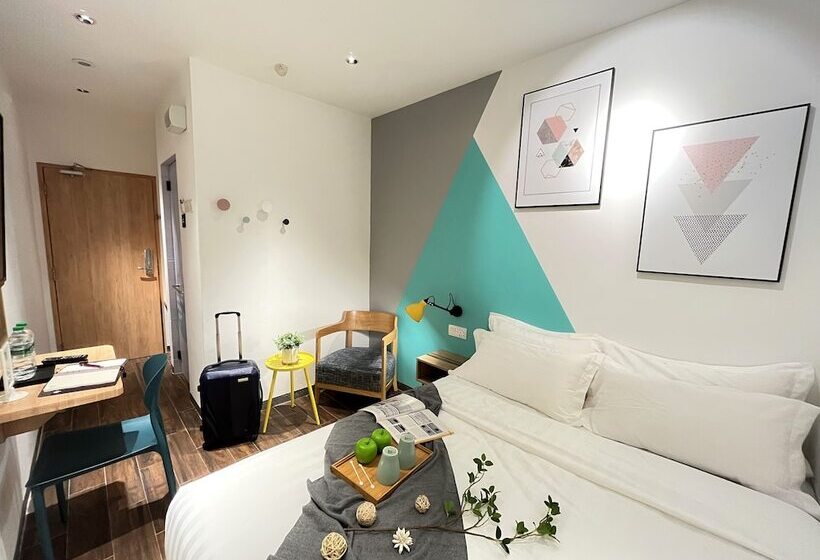 اتاق استاندارد با تخت دو نفره بزرگ, Apple 1 Hotel Queensbay