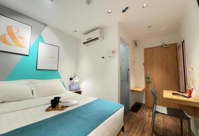 اتاق استاندارد با تخت دو نفره بزرگ, Apple 1 Hotel Queensbay