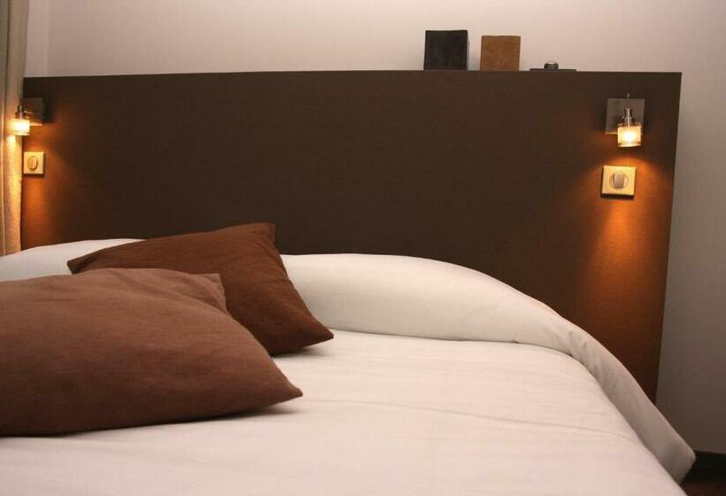 اتاق استاندارد, Hôtel Bar Le Globe