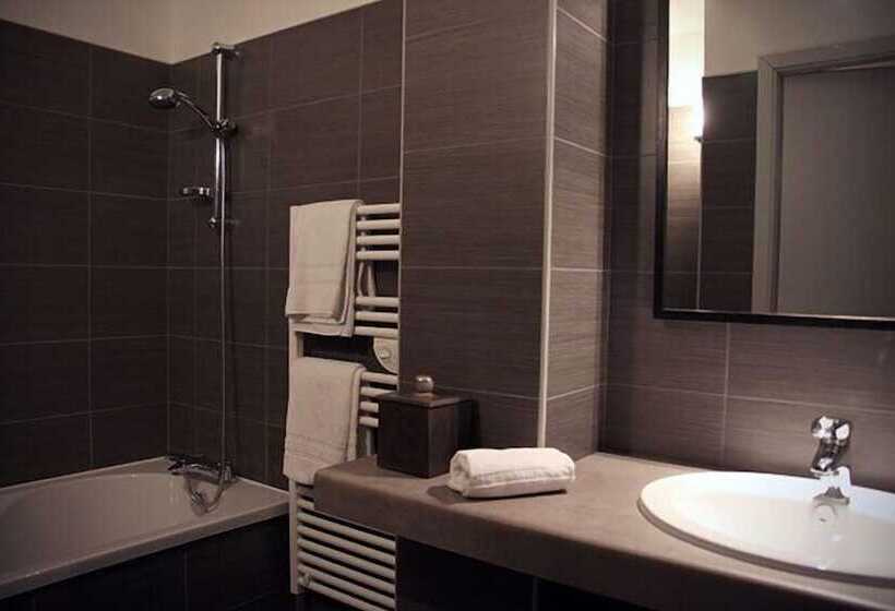 اتاق استاندارد یک نفره, Hôtel Bar Le Globe