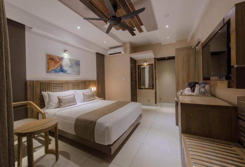اتاق استاندارد با بالکن و چشم‌انداز دریا, Ocean Grand At Hulhumale