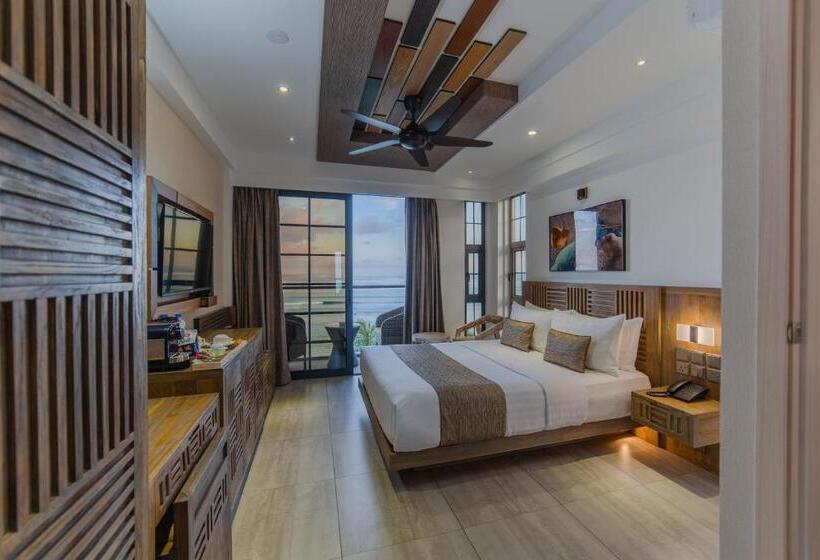 اتاق استاندارد با بالکن و چشم‌انداز دریا, Ocean Grand At Hulhumale