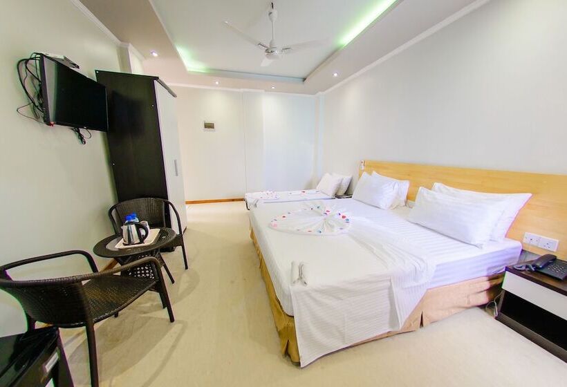 اتاق لوکس با چشم‌انداز باغ, White Sand Lodge