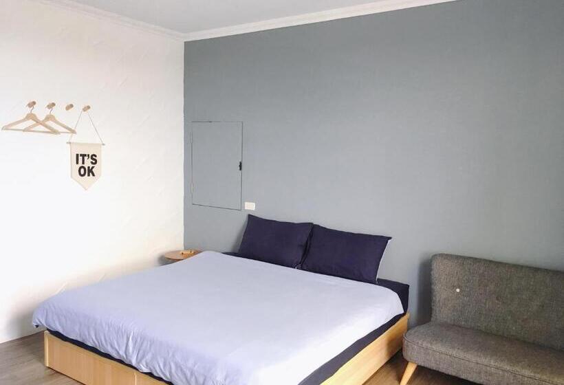اتاق استاندارد با بالکن, Summer Colour B&b