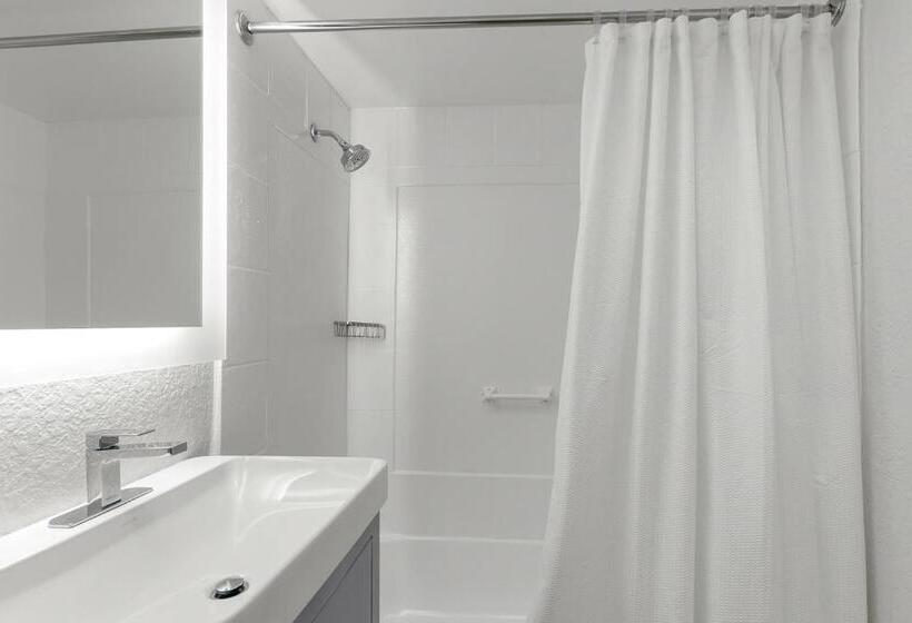 Студио Стандарт с Видом, Grand Shores West