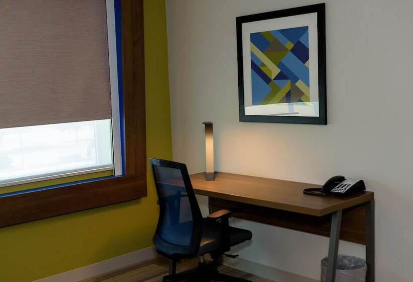 스위트, Holiday Inn Express & Suites Mckinney   Frisco East, An Ihg