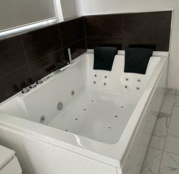 سوییت لوکس, B&b Rossini Luxury 3