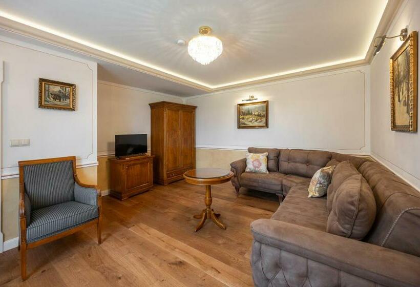 Номер Deluxe, Zámeček   Chateau Lány   Depandance Stroodel