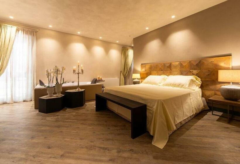 اتاق لوکس با تخت بزرگ, Corte Rossetti Relax Assoluto E Luxury Urban Spa