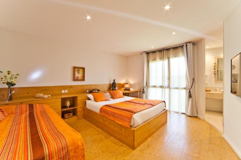 اتاق استاندارد سه تخته با چشم‌انداز باغ, Auberge De Chavannes