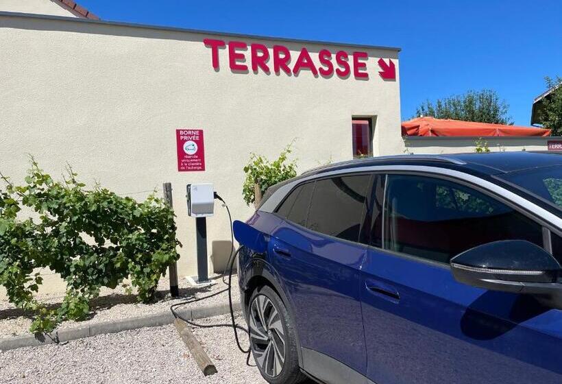 اتاق استاندارد سه تخته با چشم‌انداز باغ, Auberge De Chavannes