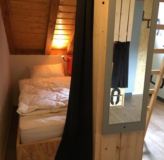 Люкс Дюплекс, Moontain Hostel