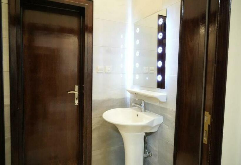 Люкс, فندق رحيب للشقق المخدومة Rahib Apartments