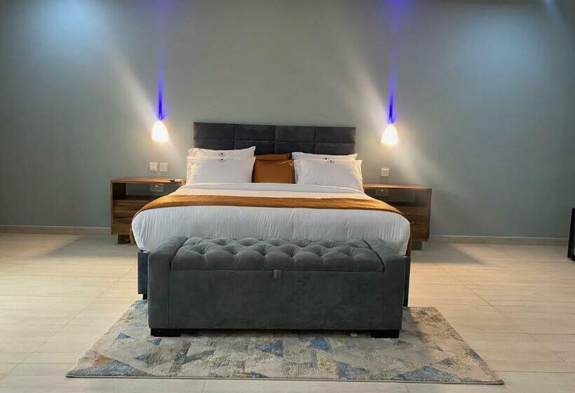 高级套房, Breezes Beach Resort