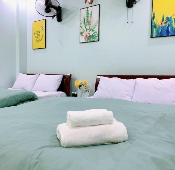 اتاق استاندارد چهار تخته, Bao Long Guest House