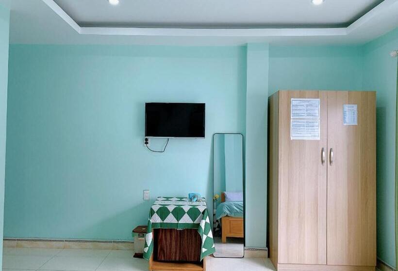 اتاق لوکس با چشم‌انداز شهر, Bao Long Guest House