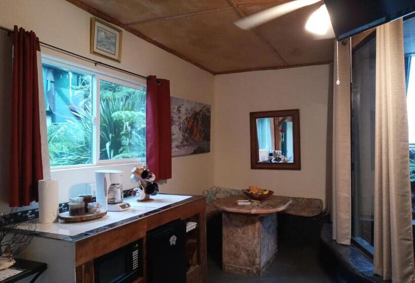 Люкс Кровать Кинг, Aloha Crater Lodge