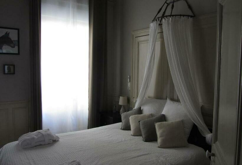 اتاق استاندارد, Chambre D'hôtes Les Epicuriens